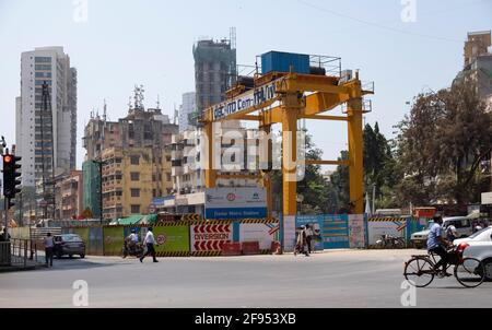 Baustelle für einen neuen U-Bahnhof in Mumbai-Dadar, Maharashtra, Indien. Stockfoto