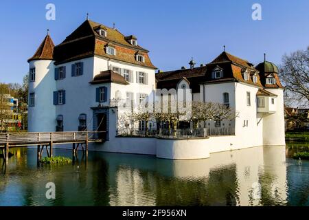 Wasserburg in Bottmingen, Gemeinde im Bezirk Arlesheim des Kantons Basel-Land, Schweiz. Stockfoto