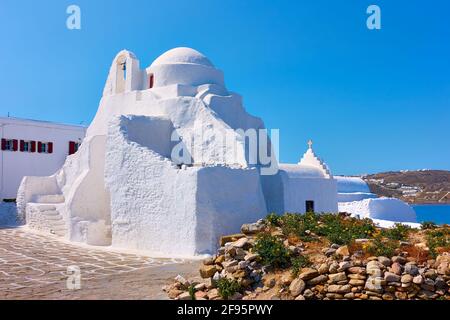 Mykonos Insel in Griechenland. Griechische Panagia Paraportiani Kirche in Chora Stadt. Stockfoto