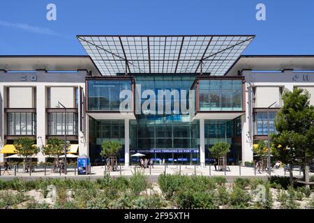 Les Terrasses du Port Modern Shopping Centre oder Shopping Mall Marseille Provence Frankreich Stockfoto