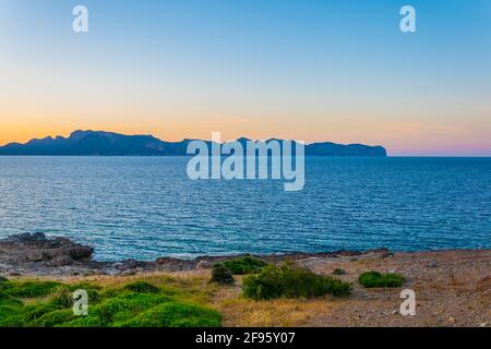 Blick auf den Sonnenuntergang von Cap Formentor auf Mallorca, Spanien Stockfoto