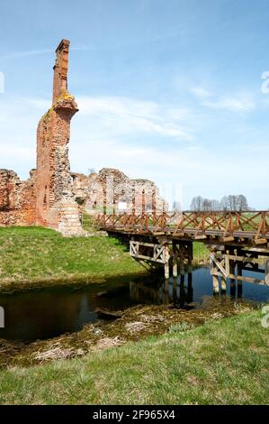 Burg Besiekiery in Gmina Grabów, im Kreis Łęczyca, Woiwodschaft Łódź, in Mittelpolen Stockfoto