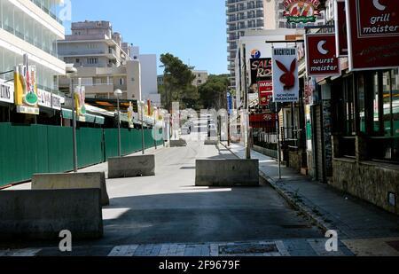 Leere Straßen in Playa de Palma, auf Mallorca, während der Haft aufgrund der Pandemie von 19 im Mai 2020 Stockfoto