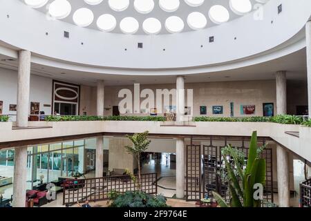 HAVANNA, KUBA - 21. FEB 2016: Lobby des Hotel Habana Libre im Stadtteil Vedado in Havanna. Stockfoto