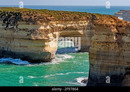 Tagesansicht über die zerklüftete, wilde Küste der 12 Apostles in Südaustralien Stockfoto