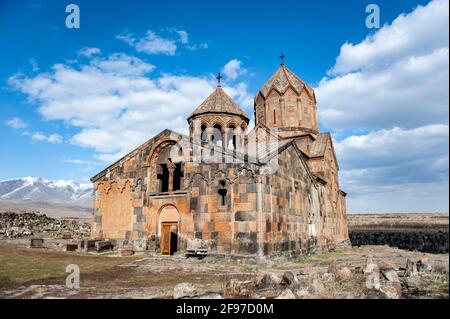 Hovhannavank Kloster, ein mittelalterlicher armenischer religiöser Komplex im Dorf Ohanavan in Armenien Stockfoto