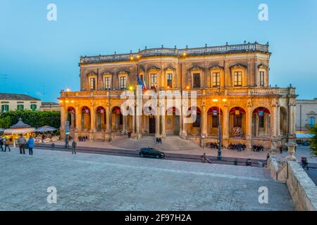 Blick auf den palazzo Ducezio in Noto, Sizilien, Italien Stockfoto