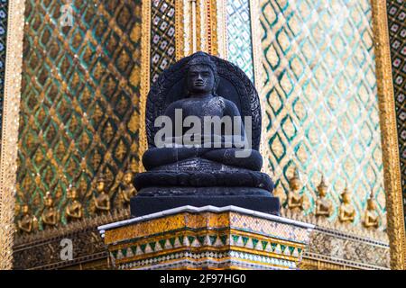 Thailand, Bangkok, Statue im Wat Phra Keo Tempel, Buddha Statue, Stockfoto