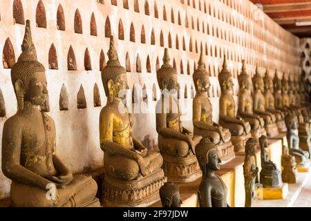 Laos, Vientiane, Statuen im VAT Sisaket Tempel Stockfoto