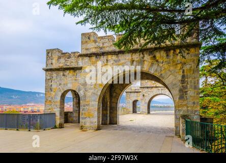 Blick auf das neue Tor von Pamplona, Spanien Stockfoto