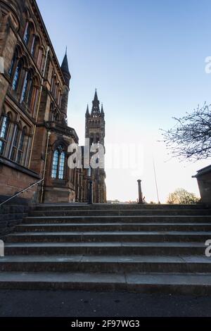 Glasgow University bei Sunrise Stockfoto