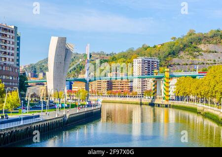 La Salve zubia Brücke in der spanischen Stadt Bilbao Stockfoto