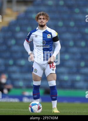 Ewood Park, Blackburn, Lancashire, Großbritannien. April 2021. English Football League Championship Football, Blackburn Rovers versus Derby County; Harvey Elliott of Blackburn Rovers Credit: Action Plus Sports/Alamy Live News Stockfoto