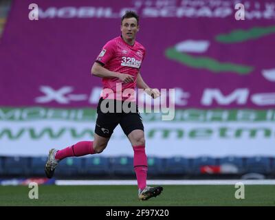 Ewood Park, Blackburn, Lancashire, Großbritannien. April 2021. English Football League Championship Football, Blackburn Rovers versus Derby County; Craig Forsyth of Derby County Credit: Action Plus Sports/Alamy Live News Stockfoto