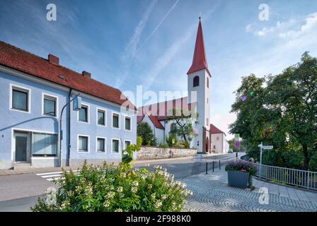 Christ Church, house facade, old town, architecture, autumn, Neumarkt in der Oberpfalz, Fraenkische Alb, Upper Palatinate, Bavaria, Germany, Stockfoto