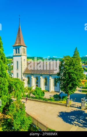 Ansicht einer katholischen Kirche in Murten, Schweiz Stockfoto