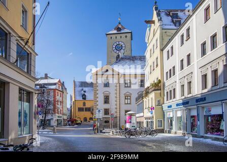 Kohlemarkt mit altem Rathaus und Uhrturm in der Altstadt, Regensburg, Donau, Oberpfalz, Bayern, Deutschland, UNESCO-Weltkulturerbe Stockfoto