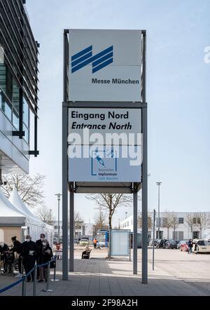 Corona Impfzentrum in der Messehalle München-Riem, München, Bayern, Deutschland, Europa Stockfoto