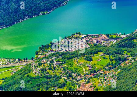 Marrogia Dorf und Brücke über Lugano See in der Schweiz Stockfoto