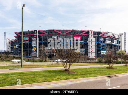 BRISTOL, TN-VA, USA-7. APRIL 2021: Der Bristol Motor Speedway, eine NASCar-Rennstrecke. Stockfoto