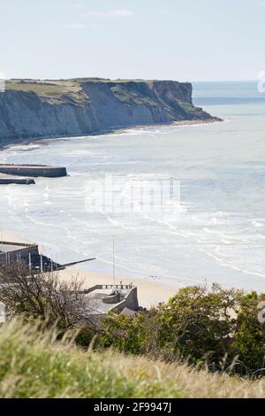 Blick auf die Küste von Arromanches les Bains Normandie Stockfoto