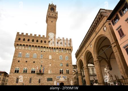 Italien, Florenz, der Palazzo Vecchio ist das Rathaus, diese Palastfestung befindet sich auf dem Platz della Signora, es stammt aus dem 13. Jahrhundert. Stockfoto