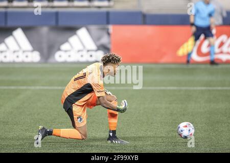 Minnesota United FC Torwart Dayne St. Clair (97) spielt in der zweiten Hälfte eines MLS-Spiels gegen den Seattle Sounders FC in Lumen Stockfoto