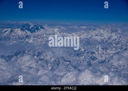 Zwischen Everest 8848m und Makalu 8463m @Paro nach Kathmandu Stockfoto