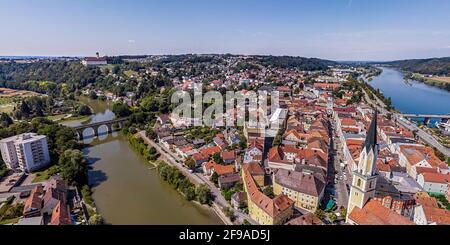 Luftaufnahme nach Vilshofen an der Donau Stockfoto