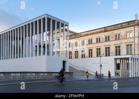 Berlin, Mitte, Museumsinsel, James-Simon-Galerie, Neues Museum Stockfoto