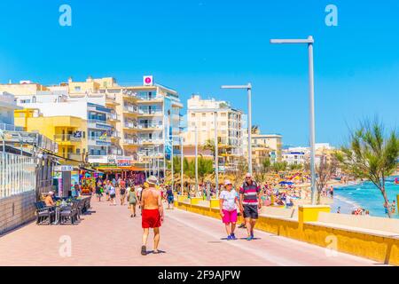 CAN PICAFORT, SPANIEN, 23. MAI 2017: Strandpromenade in Can Picafort auf Mallorca, Spanien Stockfoto