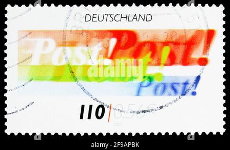 MOSKAU, RUSSLAND - 22. SEPTEMBER 2019: In Deutschland gedruckte Briefmarke zeigt Post, Serie, um 2001 Stockfoto