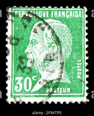 MOSKAU, RUSSLAND - 22. SEPTEMBER 2019: Die in Frankreich gedruckte Briefmarke zeigt Louis Pasteur, Serie, um 1926 Stockfoto