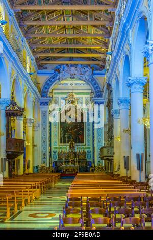 MODICA, ITALIEN, 26. APRIL 2017: Innenraum der chiesa di Santa Maria di Betlem in Modica, Sizilien, Italien Stockfoto