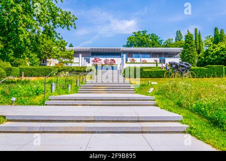 LAUSANNE, SCHWEIZ, 19. JULI 2017: Gebäude des Internationalen olympischen Museums in Lausanne, Schweiz Stockfoto