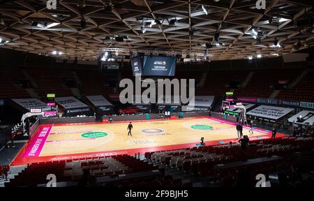 München, Deutschland. April 2021. Basketball: München, Finale 4, Halbfinale. Der Platz im Audidome. Das letzte Turnier für den Deutschen Basketball Cup in München wurde abgesagt. Nach einem Corona-Fall bei der BG Göttingen sollen die Spiele zu einem späteren Zeitpunkt stattfinden. Quelle: Sven Hoppe/dpa/Alamy Live News Stockfoto