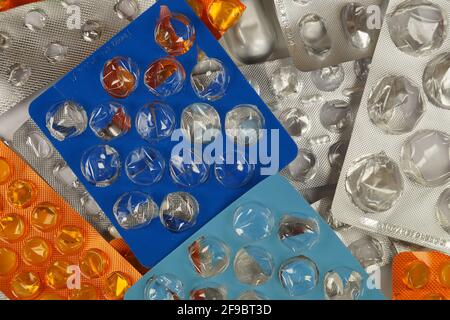 Leere Verpackung von Tabletten. Das Problem des Drogenmissbrauchs. Stockfoto