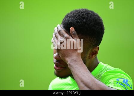 Stadt Wolfsburg, Deutschland. 17. April 2021. firo: 17.04.2021, Fußball, 1. Bundesliga, Saison 2020/2021, VfL Wolfsburg - FC Bayern München Ridle Baku (Wolfsburg) Credit: Tim Groothuis/Witters/via firosportphoto/dpa/Alamy Live News Stockfoto