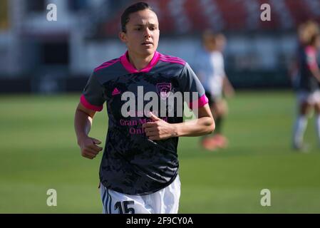 Valencia, Spanien. April 2021. Amanda Frisbie von Madrid CFF in Aktion gesehen während der Spanischen Frauenliga, La Liga Primera Division Femenina, Fußballspiel zwischen Valencia CF und Madrid CFF im Antonio Puchades Stadion. (Endergebnis; Valencia CF 2:0 Madrid CFF) Credit: SOPA Images Limited/Alamy Live News Stockfoto