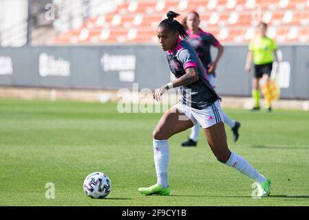 Valencia, Spanien. April 2021. Geyse Da Silva Ferreira von Madrid CFF in Aktion gesehen während der Spanischen Frauenliga, La Liga Primera Division Femenina, Fußballspiel zwischen Valencia CF und Madrid CFF im Antonio Puchades Stadion.(Endstand; Valencia CF 2:0 Madrid CFF) Kredit: SOPA Images Limited/Alamy Live News Stockfoto