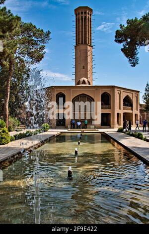 Windturm, Bagh-e Dowlat Abad Gardens, Yazd, Iran. Stockfoto