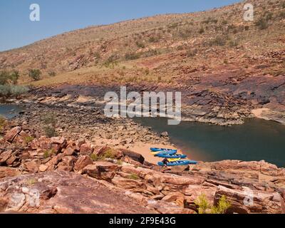 Kajaks über dem Fitzroy River, Dimond Gorge, Mornington Wilderness Camp, Kimberley, Westaustralien Stockfoto