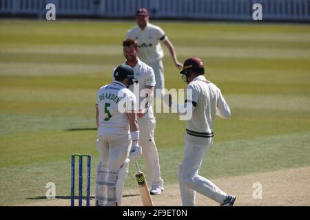 18. April 2021. London, Großbritannien. Als Surrey Leicestershire bei der County Championship beim Kia Oval, Tag vier, anführt. David Rowe/Alamy Live News Stockfoto