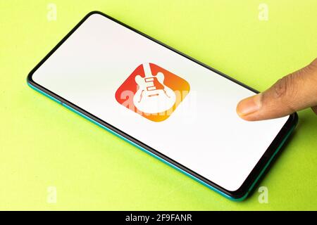 Assam, indien - 30. März 2021 : GarageBand Logo auf Handy-Bildschirm Stock Bild. Stockfoto