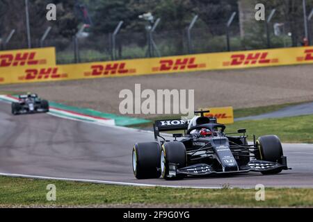 Imola, Italien. April 2021. Yuki Tsunoda (JPN) AlphaTauri AT02. 18.04.2021. Formel-1-Weltmeisterschaft, Rd 2, Großer Preis Der Emilia Romagna, Imola, Italien, Renntag. Bildnachweis sollte lauten: XPB/Press Association Images. Quelle: XPB Images Ltd/Alamy Live News Stockfoto