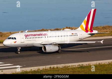 Korfu, Griechenland – 14. September 2017: Germanwings Airbus A319 am Flughafen Korfu (CFU) in Griechenland. Airbus ist ein Flugzeughersteller aus Toulouse, Frankreich Stockfoto