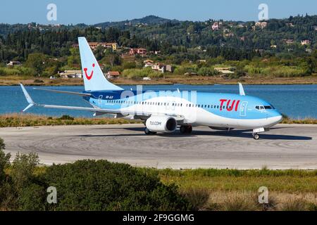 Korfu, Griechenland – 15. September 2017: TUI Airlines Belgium Boeing 737 am Flughafen Korfu (CFU) in Griechenland. Boeing ist ein Flugzeughersteller mit Sitz in Seat Stockfoto