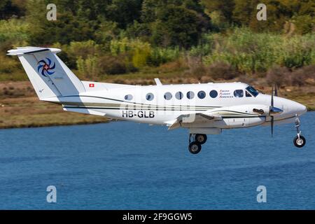 Korfu, Griechenland – 14. September 2017: Swiss Flight Services King Air am Flughafen Korfu (CFU) in Griechenland. Stockfoto