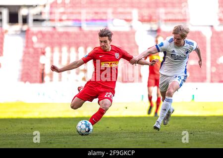 Kopenhagen, Dänemark. April 2021. Victor Jensen (22) vom FC Nordsjaelland beim 3F Superliga-Spiel zwischen dem FC Kopenhagen und dem FC Nordsjaelland in Parken in Kopenhagen. (Foto: Gonzales Photo/Alamy Live News Stockfoto