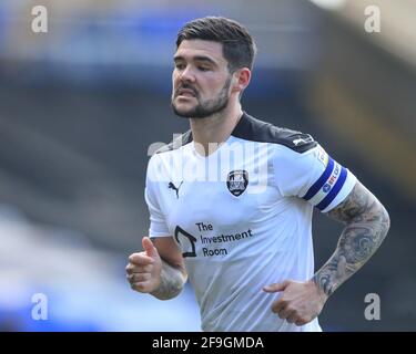 Birmingham, Großbritannien. April 2021. Alex Mowatt #27 von Barnsley während des Spiels in Birmingham, UK am 4/18/2021. (Foto von Mark Cosgrove/News Images/Sipa USA) Quelle: SIPA USA/Alamy Live News Stockfoto